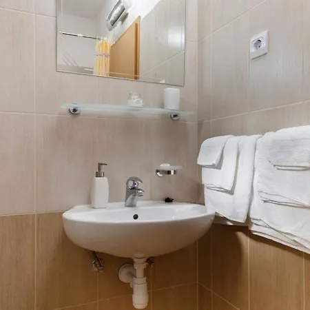 Apartment Ljilja