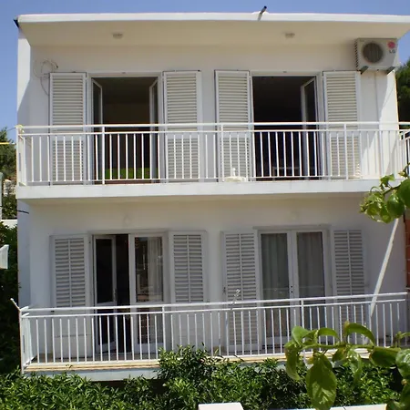 Ljilja Apartment *